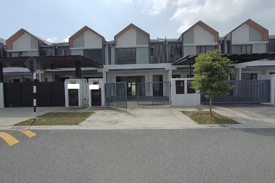 Facing Open Termurah fasa baru dan keluasan lebih besar bukaan 22 kaki x 70 panjang, owner nak jual