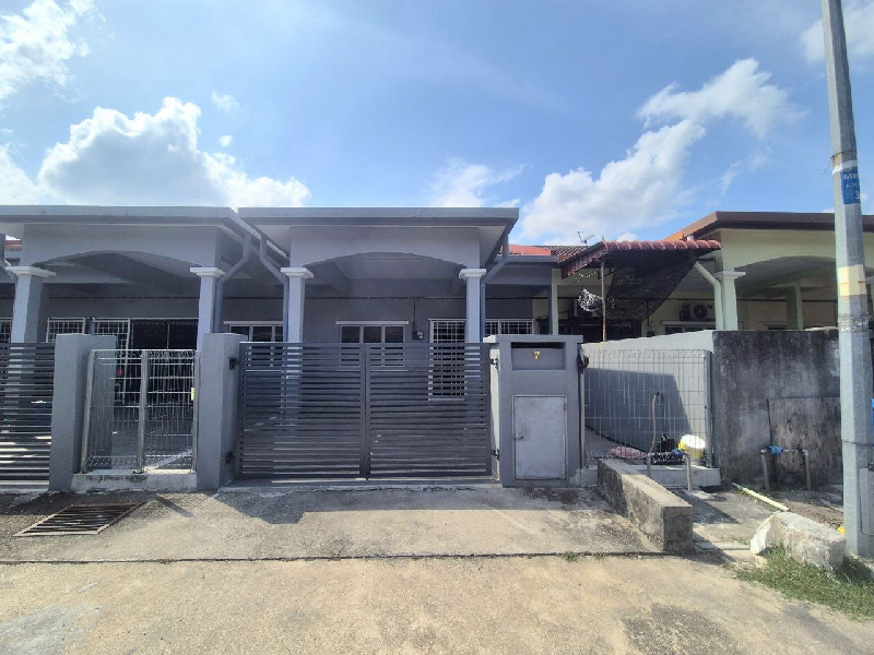 1 Story House Seksyen 30 Taman Bunga Raya, Jalan Kebun Shah Alam