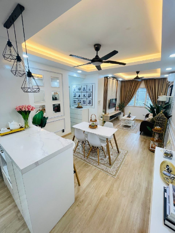 BEAUTIFUL FULLY FURNISHED Apartment DeCendana Setia Alam - photo 3