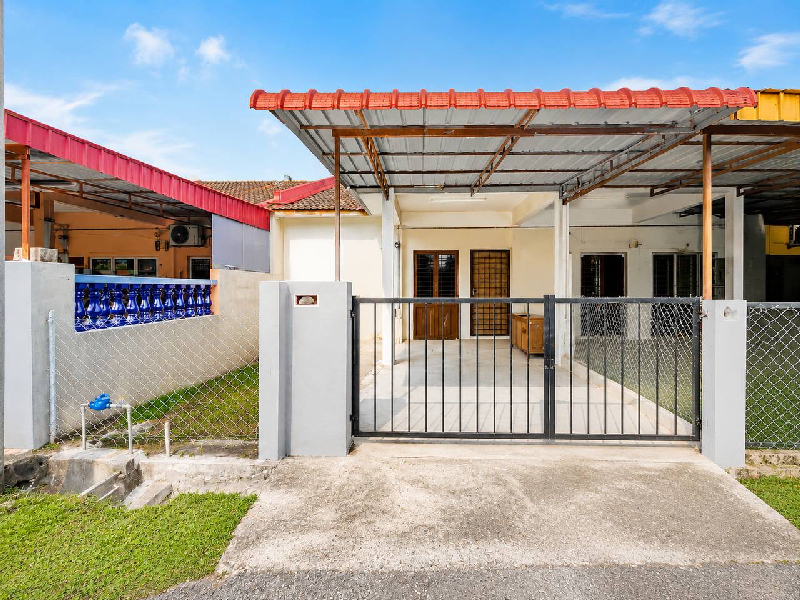 Single Storey Terrace, Taman Dato Bandar, Meru Klan