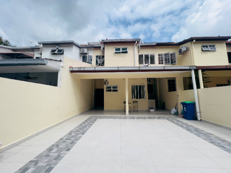 Double Storey SS14, Subang Jaya, Renovated Partially Furnished