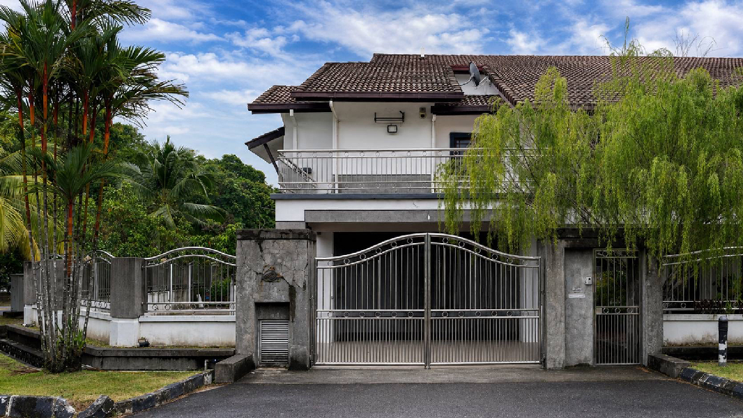 Double Storey Terrace HouseSection 9 Putra Indah, Putra Heights