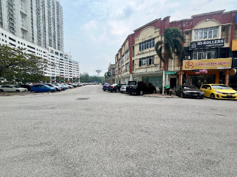 2 Units Side by Side 3 Storey Shoplot For Rent Seksyen 7 Shah Alam  Facing UiTM
