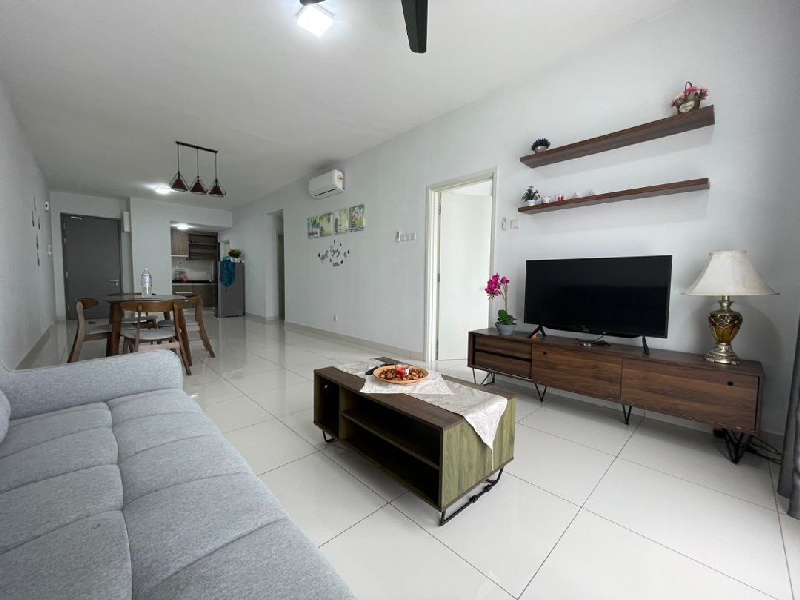 Sfera Residency, Seri Kembangan  Fully Furnished High-Floor Unit Near MRT