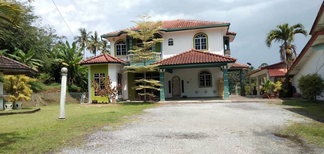 FOR RENTSpacious Double-Storey Bungalow  Bangi Sungai Merab
