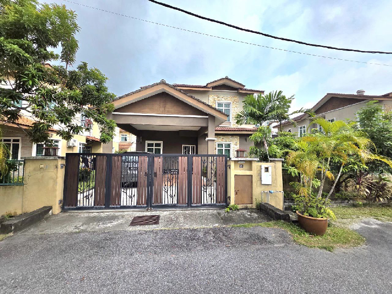 FOR SALE | Fully Renovated Double-Storey Bungalow @ Desa Pinggiran Putra, Kajang - photo 3