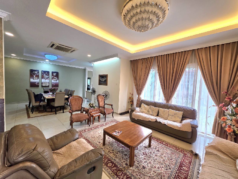FOR SALE | Fully Renovated Double-Storey Bungalow @ Desa Pinggiran Putra, Kajang - photo 11