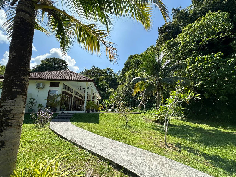 FOR SALE | SINGLE STOREY PRIVATE VILLA WITH POOLPANTAI TENGAH, LANGKAWI - photo 2
