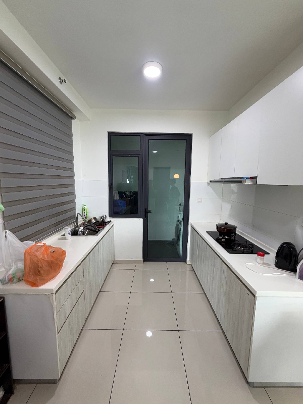 FOR RENT | FULLY FURNISHED 3-BEDROOM UNITKENWINGSTON SQUARE GARDEN - photo 4