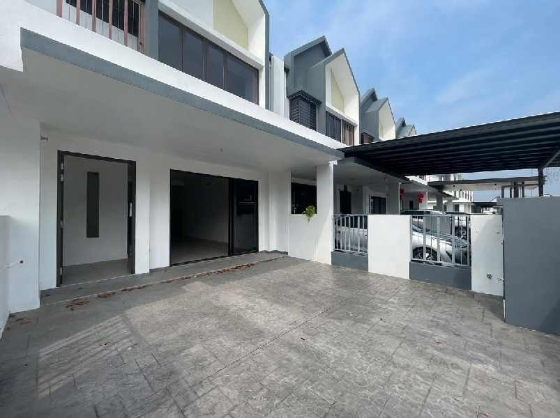 FOR SALE | DOUBLE STOREY TERRACE HOUSESERENIA ANIRA, BANDAR SERENIA, SEPANG - photo 5