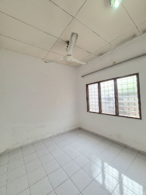 FOR SALE | 1-STOREY HOUSE Jalan Kebun, Seksyen 30, Shah Alam (Jalan Tanjung Rhu) - photo 11
