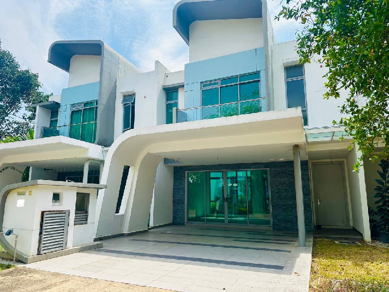 FOR SALE | DOUBLE STOREY SUPERLINK Courtyard Villa, Liu Li Gardens, Setia Eco Glades, Cyberjaya - photo 2