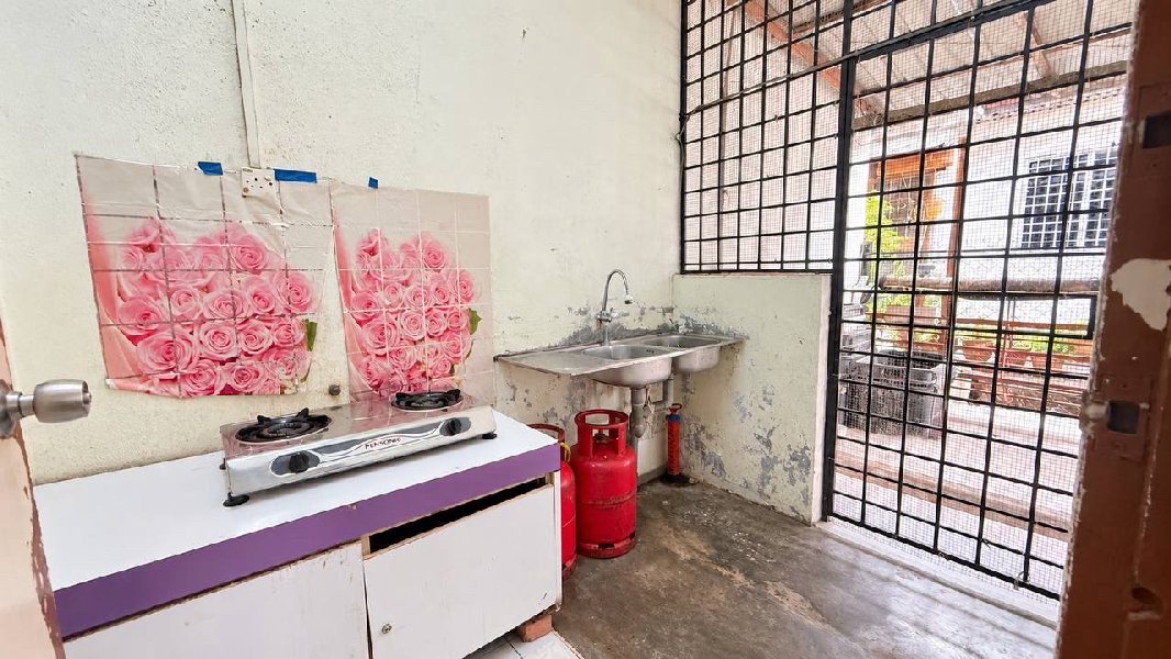 FOR SALE | FREEHOLD DOUBLE STOREY TERRACE HOUSE Taman Setiawangsa, Kuala Lumpur - photo 9