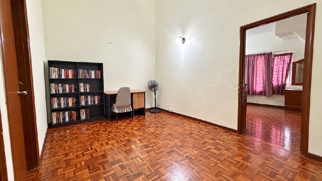 FOR SALE | FREEHOLD DOUBLE STOREY TERRACE HOUSE Taman Setiawangsa, Kuala Lumpur - photo 12