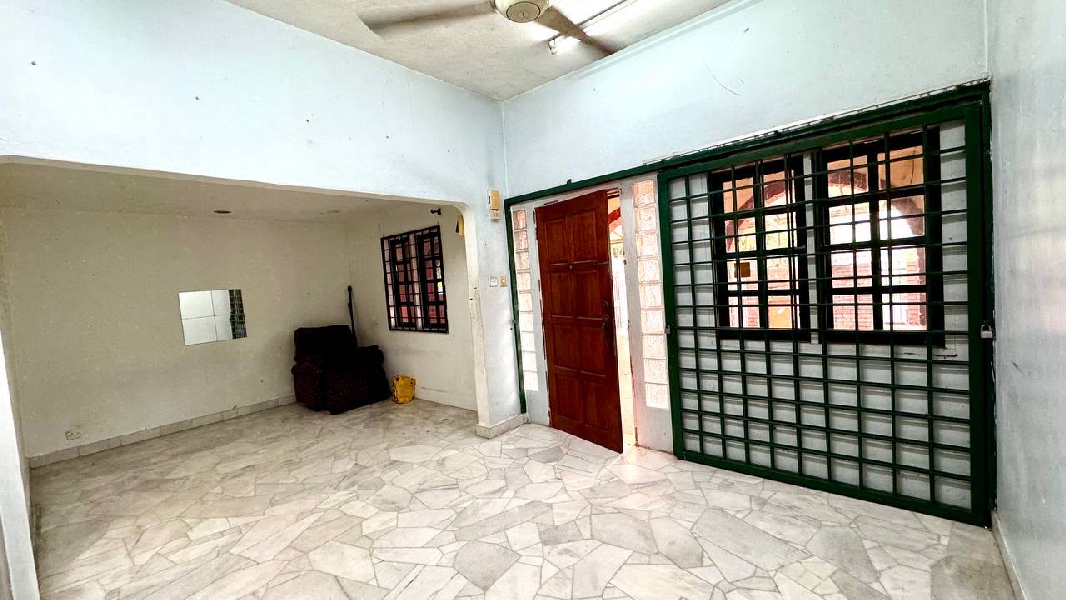 FOR SALE | 2.5-STOREY TERRACE HOUSESeksyen 11, Bandar Shah Alam, Selangor - photo 10