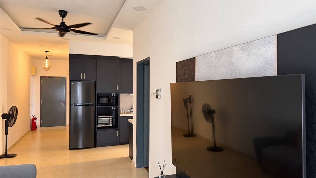 FOR SALE | LAKEFRONT HOMES PR1MA, CYBERJAYACorner Unit | Freehold | Level 21 - photo 8