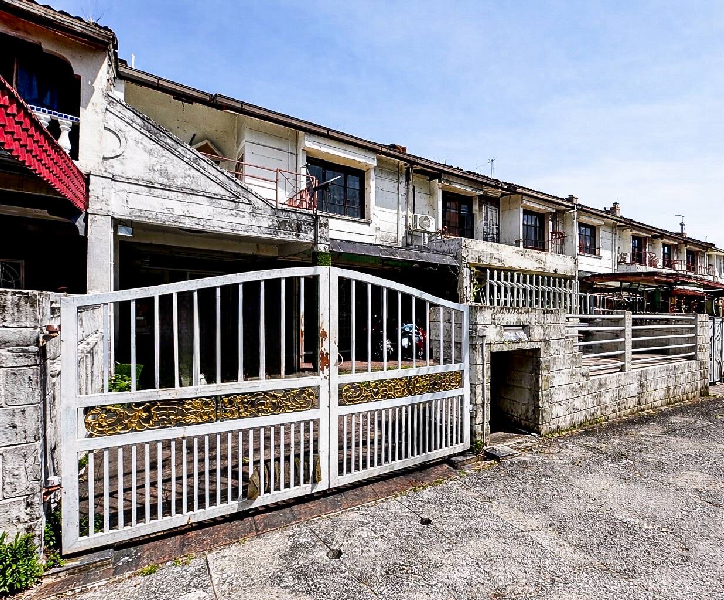 FOR SALE | DOUBLE STOREY TERRACE HOUSETaman Desaria, PJS 5, Petaling Jaya, Selangor - photo 2