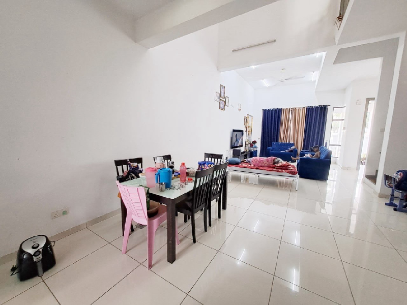FOR SALE | 3-STOREY TERRACE HOUSE Emerald @ Alam Impian, Shah Alam - photo 2