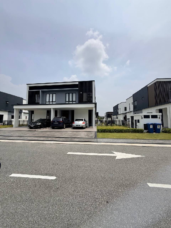 [20 ft side land] 2-STOREY SEMI-D Type BOHEMIA Eco Sanctuary, Teluk Panglima Garang, Selangor - photo 6