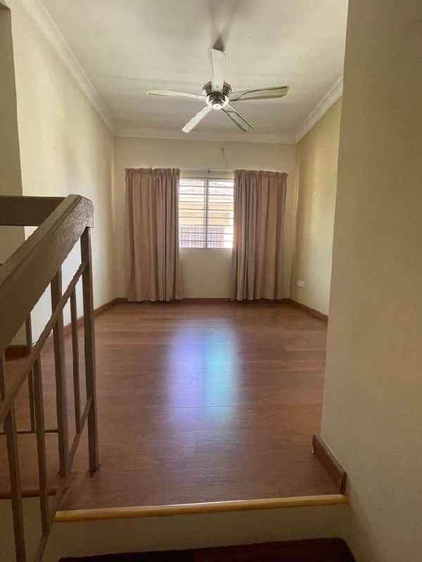 FOR SALE | FULLY EXTENDED END-LOT DOUBLE-STOREY HOUSE Taman Perindustrian UEP 7, Subang Jaya - photo 6