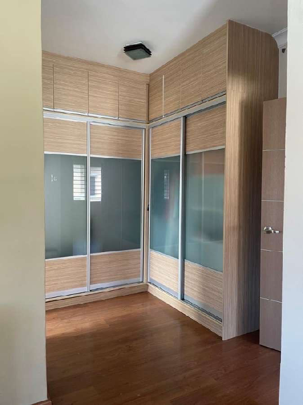 FOR SALE | FULLY EXTENDED END-LOT DOUBLE-STOREY HOUSE Taman Perindustrian UEP 7, Subang Jaya - photo 8