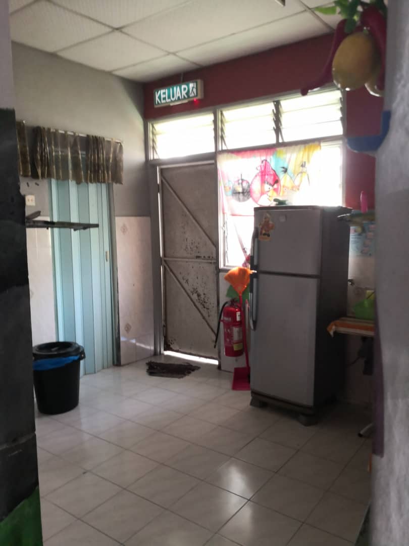 Teres Corner Lot Taman Jawi Indah, Sungai Jawi - photo 9