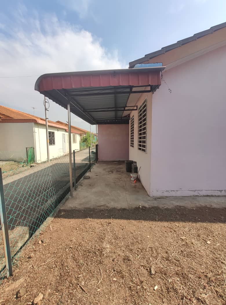 Rumah Teres Setingkat Bandar Seri Astana - photo 5