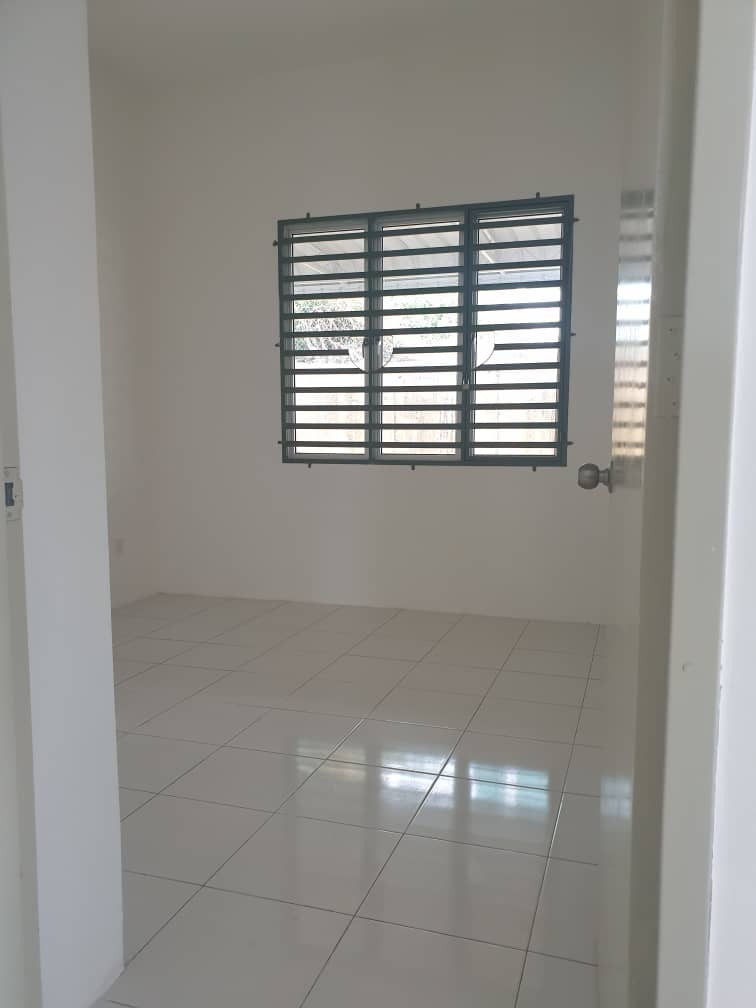 Semi D Bandar Puteri Jaya - photo 4