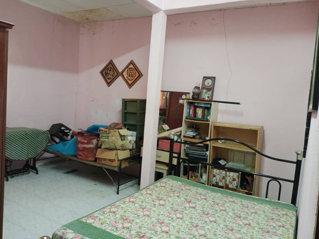 Rumah Teres Setingkat Taman Desa Aman - photo 10