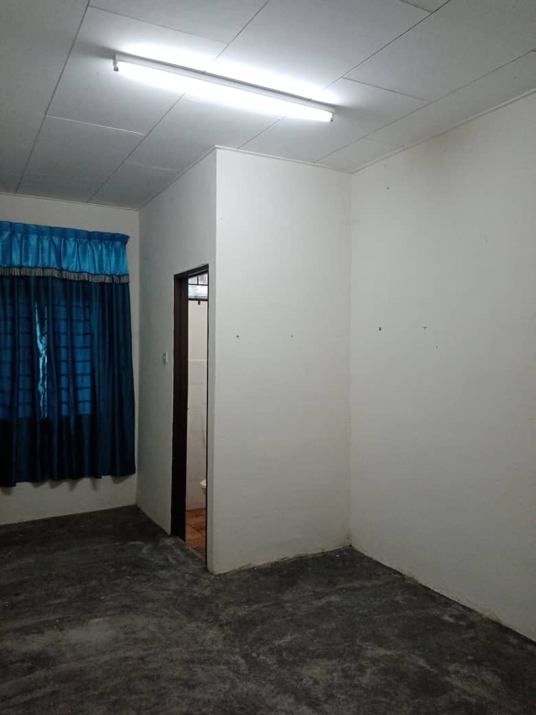 Rumah Teres Taman Desa Aman - photo 8