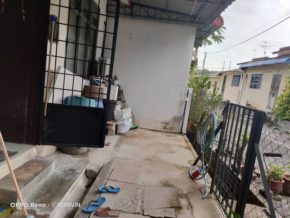 Terrace House Taman Kota Kenari, Kulim - photo 5