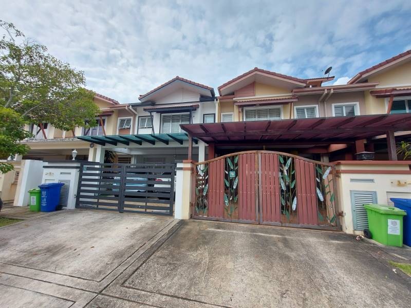 2 Storey Spacious Renovated Denai Alam Shah Alam