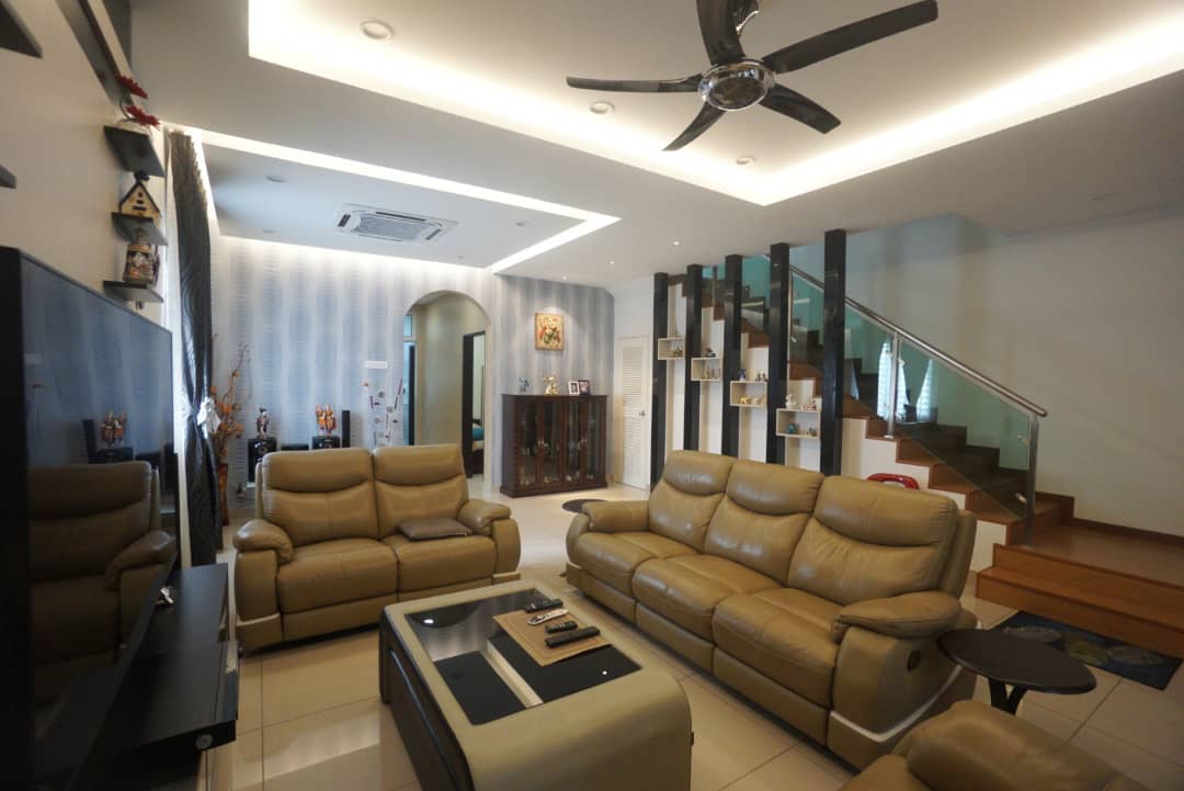 RENOVATED End Lot 2 Stry House Bdr Putera 2 Klang - photo 2