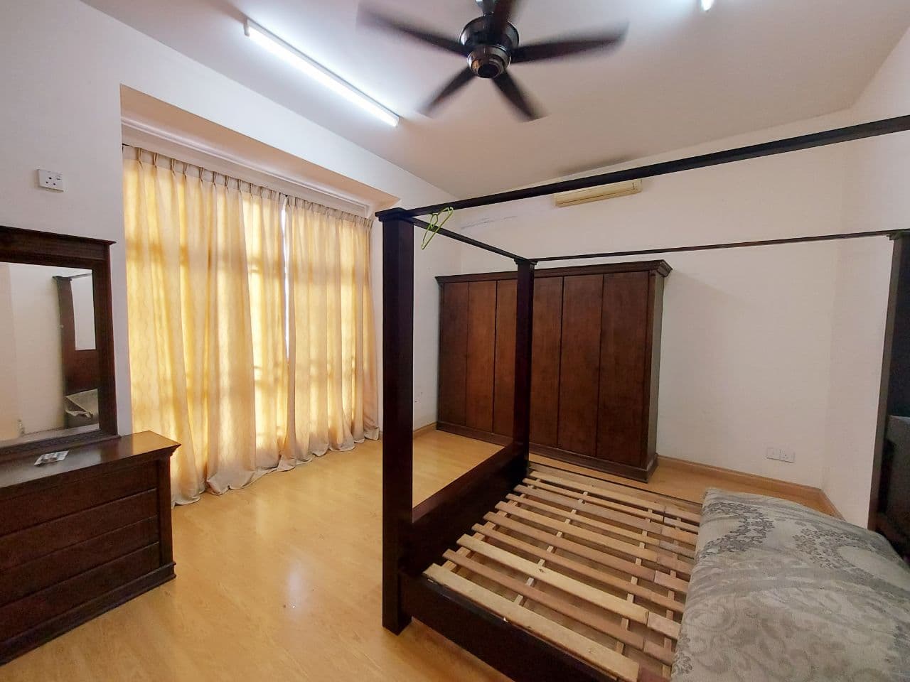 3 Storey Superlink near Surau Seksyen 7 Shah Alam - photo 11