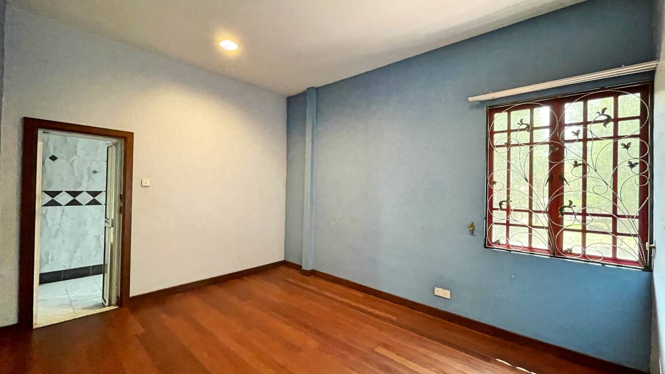 2 n Half Stry Bungalow  Jalan Mihrab Bkt Jelutong - photo 9