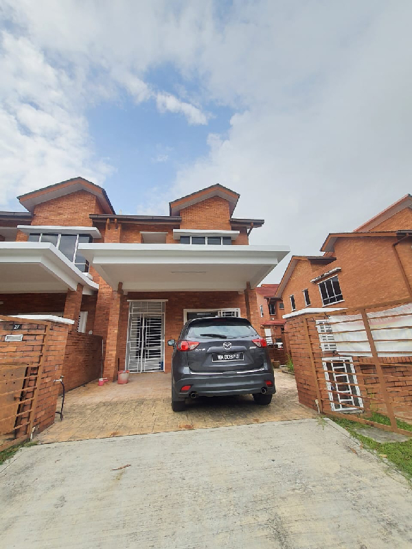 END LOT DOUBLE STOREY ALAM BUDIMAN FOR SALE