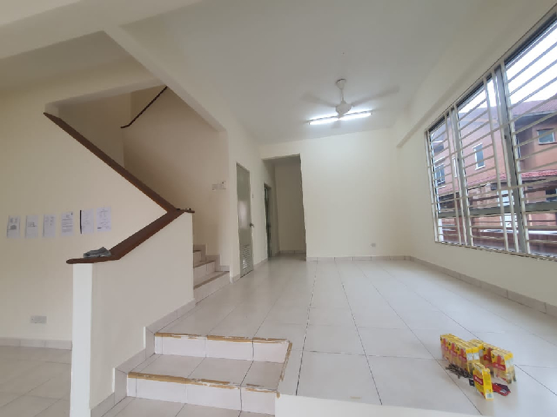 ALAM BUDIMAN END LOT DOUBLE STOREY FOR SALE - photo 4