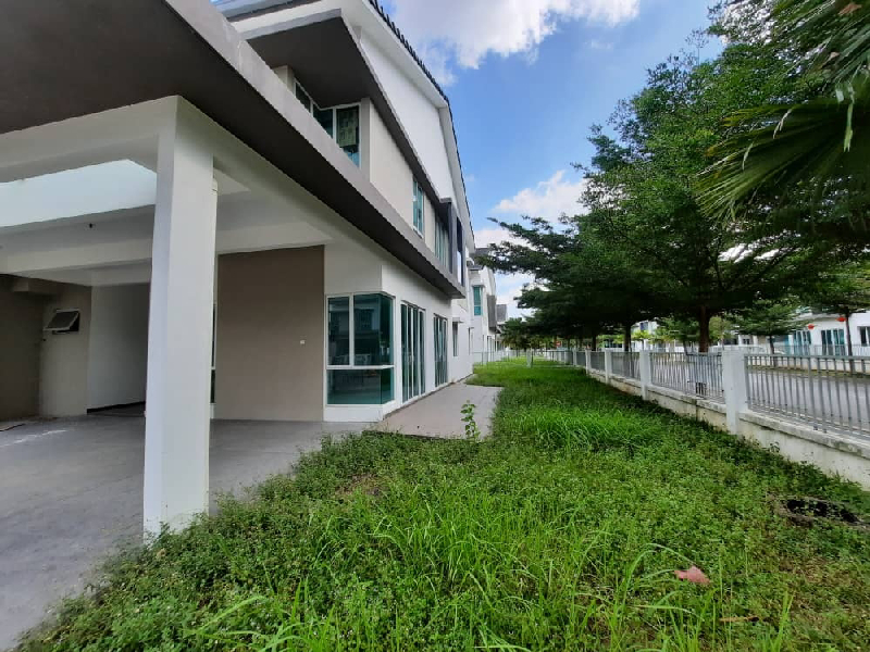 D LAMAN GREENVILLE SANCTUARY CORNER LOT SEMI D KOTA BAYUEMAS KLANG - photo 2