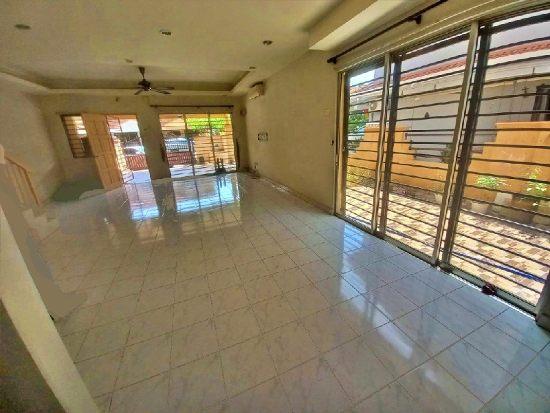 KEMUNING GREENHILLS 2,BUKIT RIMAU KOTA KEMUNING END LOT DOUBLE STOREY - photo 3