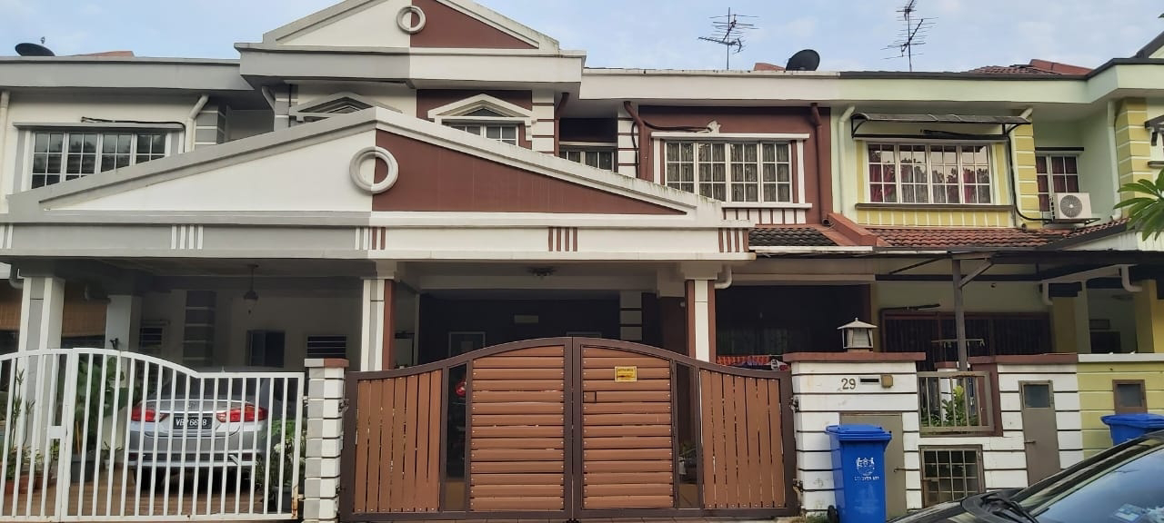 DOUBLE STOREY SEKSYEN U11 BUKIT BANDARAYA SHAH ALAMRUMAH LUAS DAN CANTIK