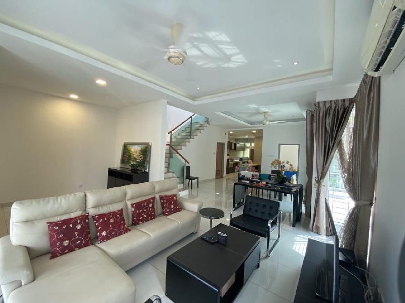 SEMI D DOUBLE STOREY RESIDENCE GREENHILL SEKSYEN U10 SHAH ALAM - photo 2
