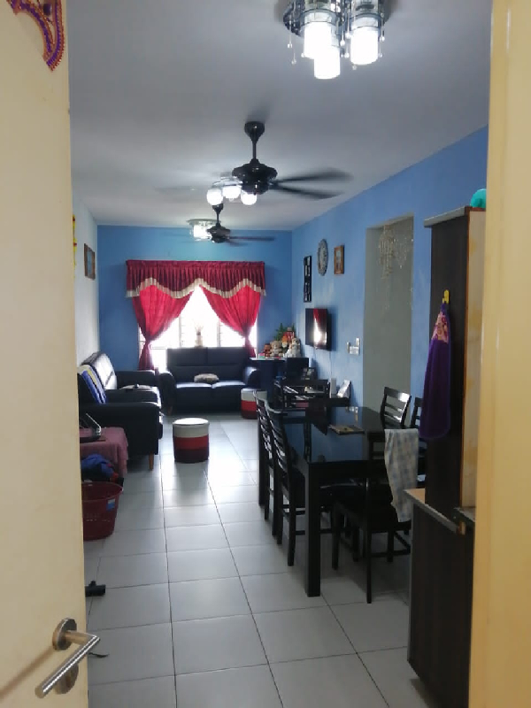 APARTMENT SERI JATI SETIA ALAM WITH SWIMMING POOL - photo 2