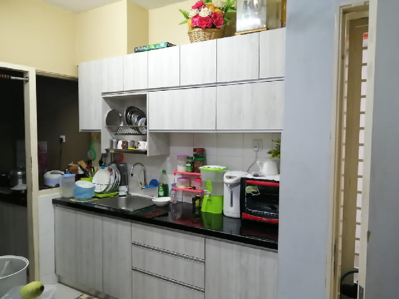 APARTMENT SERI JATI SETIA ALAM WITH SWIMMING POOL - photo 3