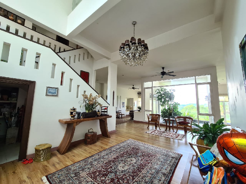 MODERN AND BEAUTIFUL BUNGALOW MONTEREZ GOLF CLUB SEKSYEN U9 SHAH ALAM - photo 5