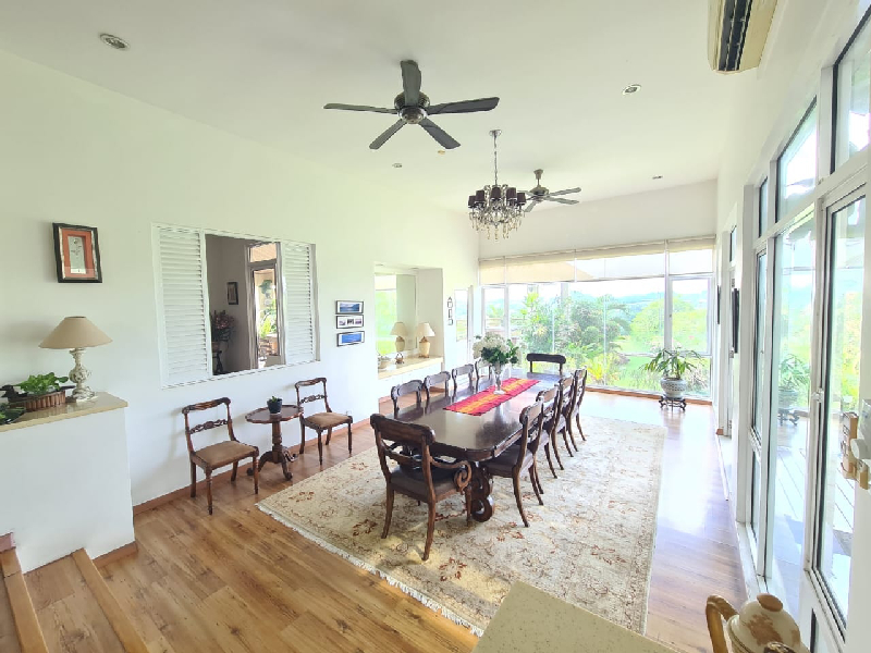 MODERN AND BEAUTIFUL BUNGALOW MONTEREZ GOLF CLUB SEKSYEN U9 SHAH ALAM - photo 6