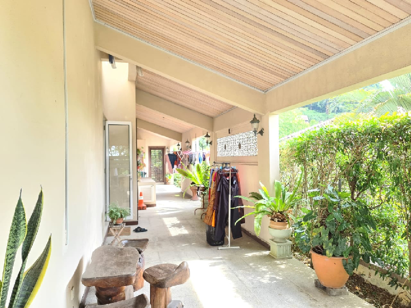 MODERN AND BEAUTIFUL BUNGALOW MONTEREZ GOLF CLUB SEKSYEN U9 SHAH ALAM - photo 9