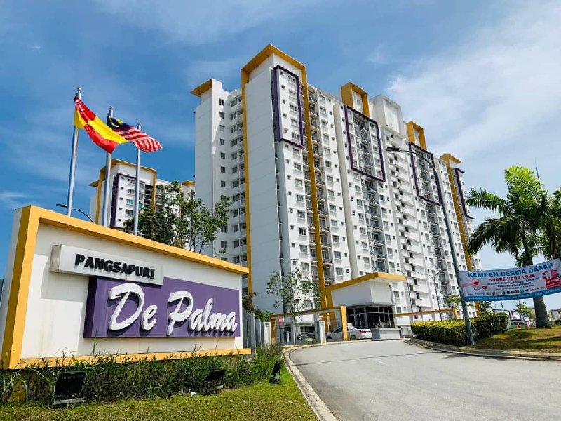 APARTMENT DE PALMA SETIA ALAM