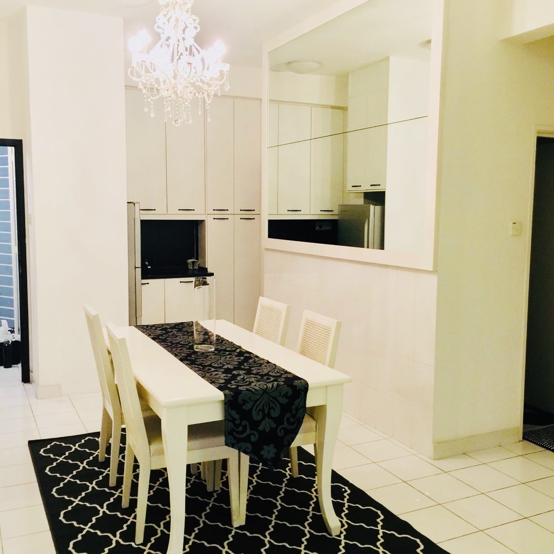 Plaza Manjalara Apartment - photo 1