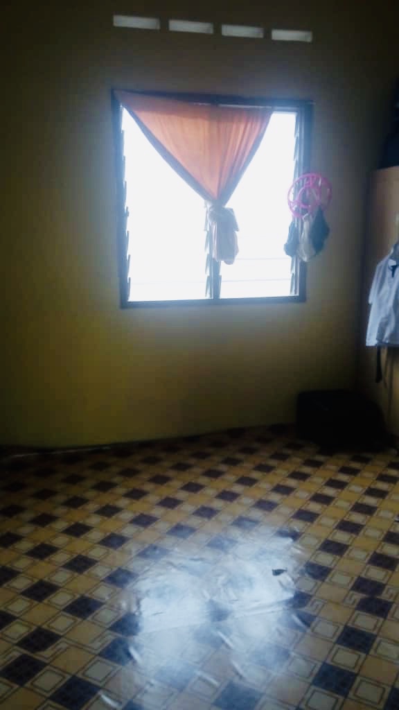 Low Cost Flat Goodyear Court 7