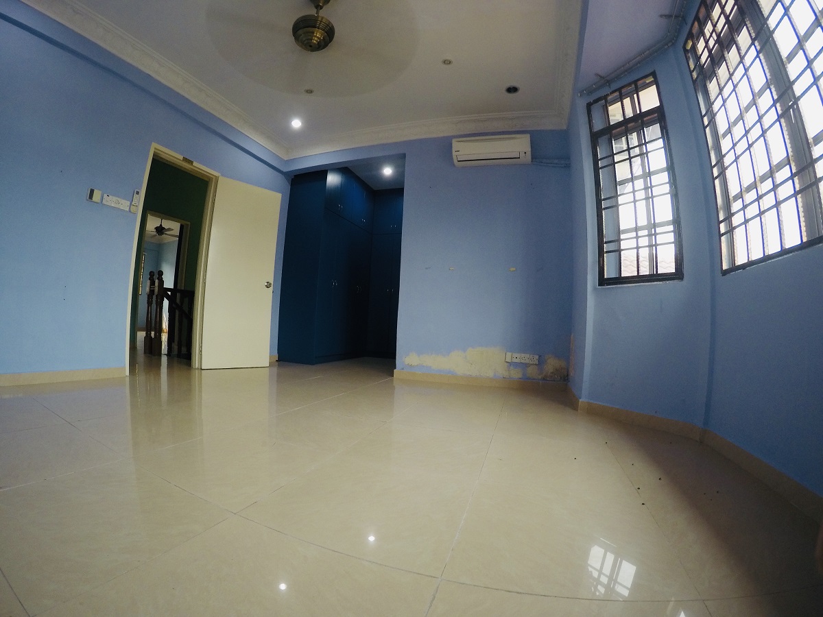 GOOD DEALS Double Storey House Kota Damansara - photo 9